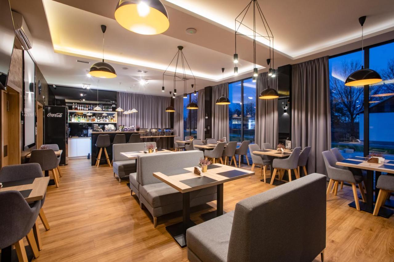Hotel Holistic Solec-Zdrój Esterno foto